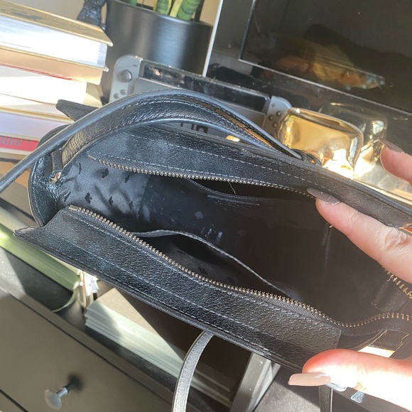 Small Kate spade crossbody purse - Picture 3 of 4